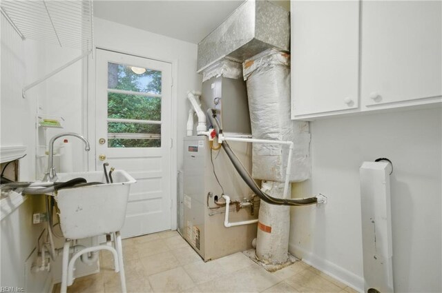 3821 Shadow Ln, Virginia Beach, VA 23452