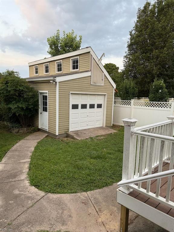 102 Canvasback Trl, Newport News, VA 23602 - view of detached garage