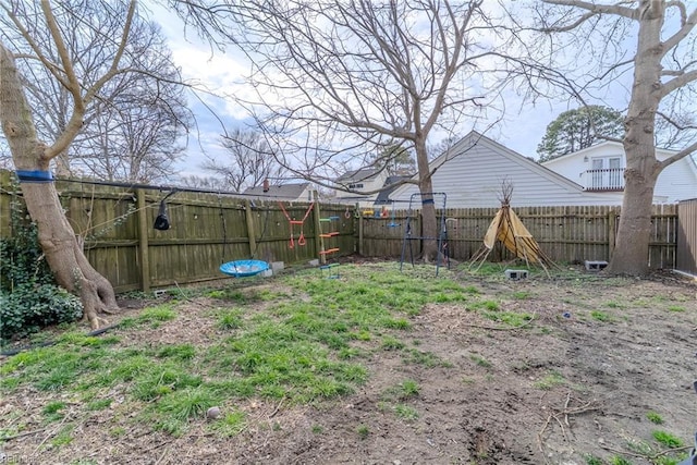 325 E Lorengo Ave, Norfolk, VA 23503 - view of fenced backyard