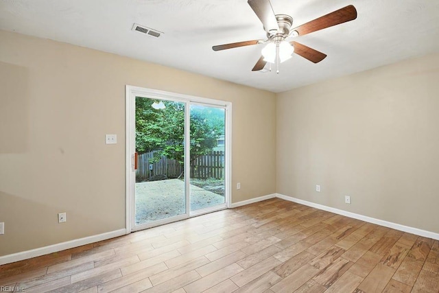 1027 E Little Back River Rd, Hampton, VA 23669 - empty room featuring light wood-style floors and a ceiling fan