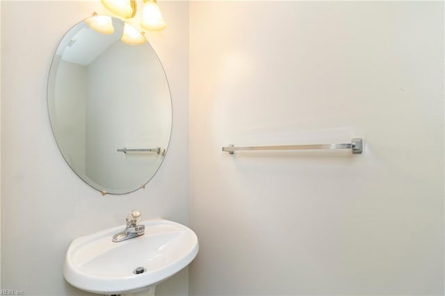 102 Sonoma Ct, Williamsburg, VA 23185 - bathroom featuring a sink