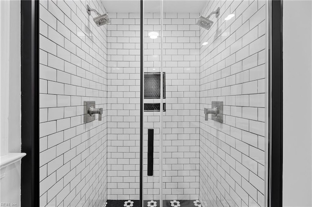 929 Magnolia Ave, Norfolk, VA 23508 - full bath featuring a shower stall