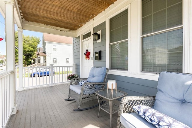 401 W 30th St, Norfolk, VA 23508 - view of wooden porch