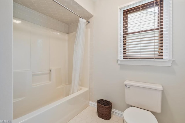 633 Aguila Dr, Chesapeake, VA 23322 - full bathroom featuring shower / tub combo and tile patterned flooring