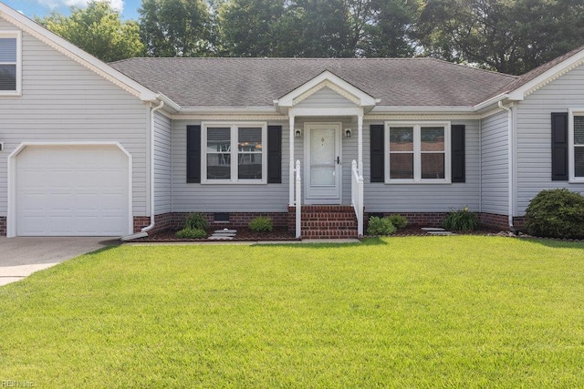 633 Aguila Dr, Chesapeake, VA 23322 - view of front facade with a shingled roof, a front lawn, crawl space, driveway, and an attached garage
