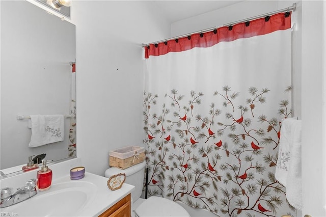1058 Hillpoint Rd, Suffolk, VA 23434 - bathroom featuring vanity and curtained shower