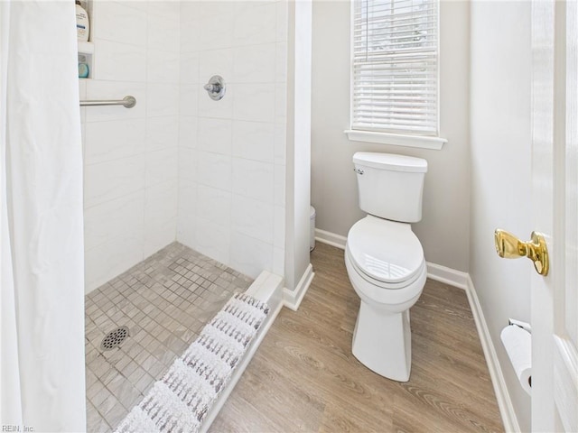 2909 Drum Point Cres, Chesapeake, VA 23321 - full bath with wood finished floors and tiled shower