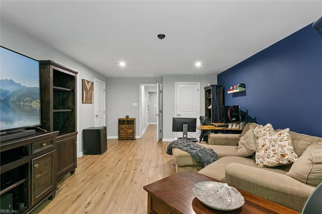 112 Mccormick Pl, Williamsburg, VA 23185 - living room with light wood-style floors, recessed lighting, and a desk