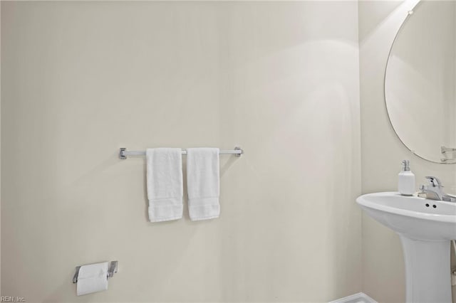 616 Foster Ln, Virginia Beach, VA 23451 - bathroom with a sink