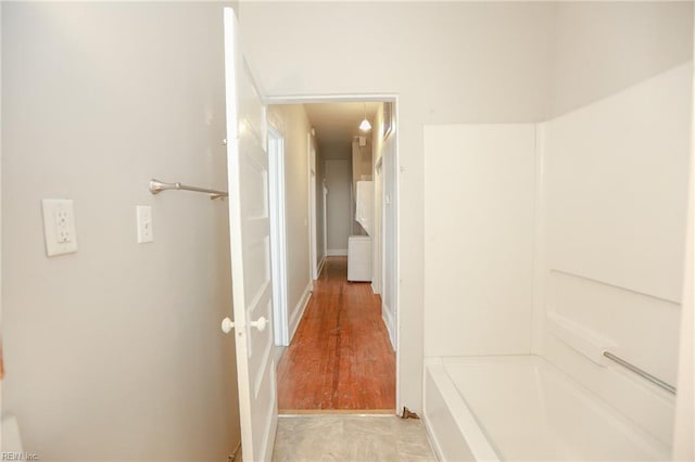 1439 Moultrie Ave, Norfolk, VA 23509 - full bathroom with baseboards