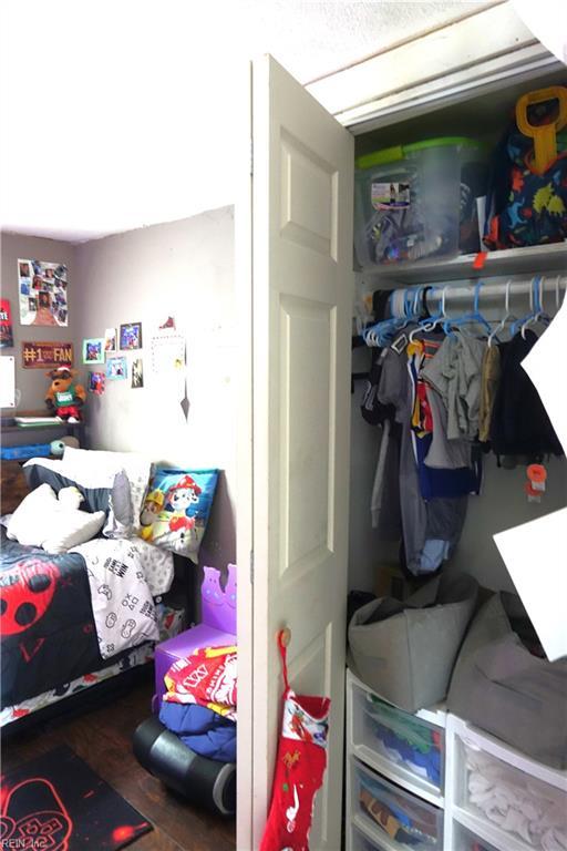 806 Lee St, West Point, VA 23181 - view of closet
