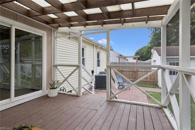 27 Aspenwood Dr, Hampton, VA 23666 - view of wooden deck