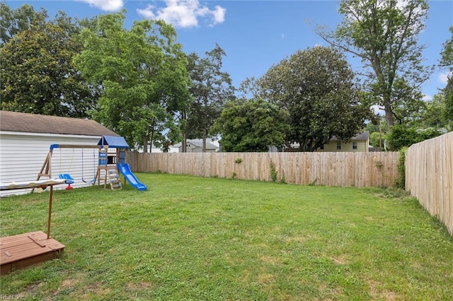 27 Aspenwood Dr, Hampton, VA 23666 - fenced backyard with a playground