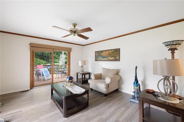 701 Milton Dr, Hampton, VA 23666 - living area with crown molding, light wood finished floors, and a ceiling fan