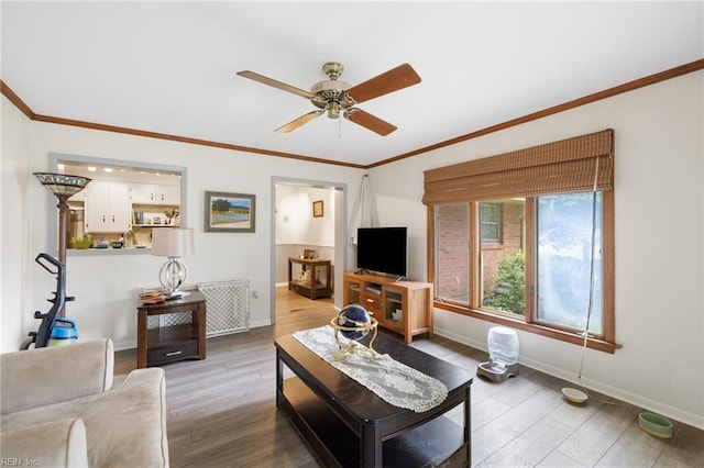 701 Milton Dr, Hampton, VA 23666 - living area with ornamental molding, a ceiling fan, and light wood-type flooring