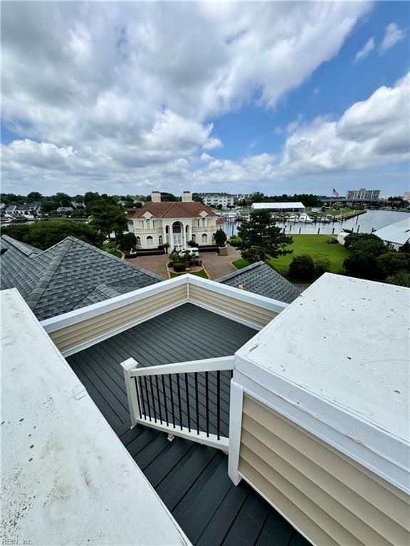 508 Virginia Dare Dr, Virginia Beach, VA 23451 - exterior view of a flat roof