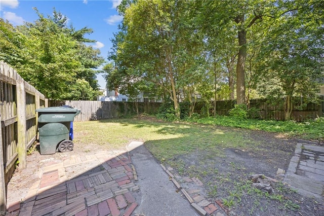 5004 Powhatan Ave, Norfolk, VA 23508 - fenced backyard featuring a patio area