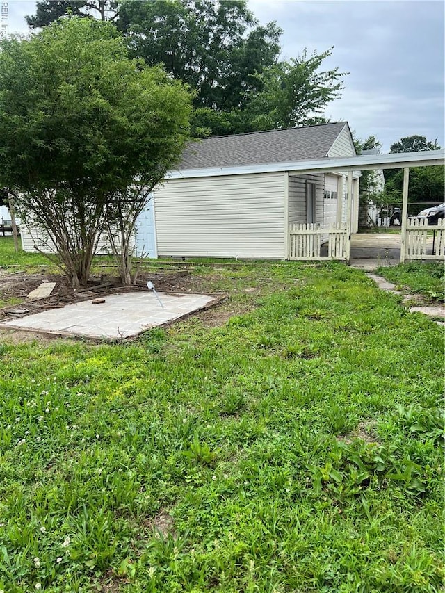 2453 Malden Ave, Norfolk, VA 23518 - view of grassy yard with a patio area