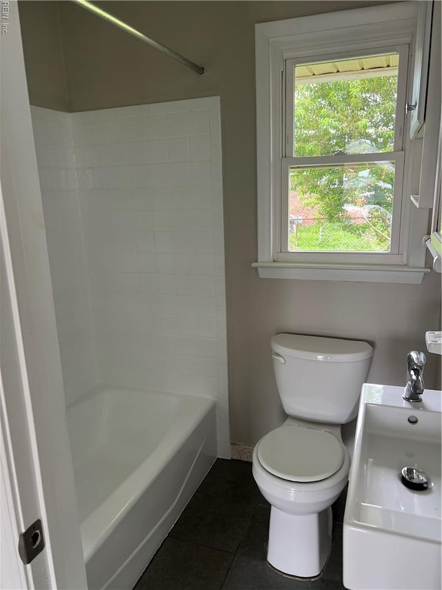 2453 Malden Ave, Norfolk, VA 23518 - full bath featuring tile patterned floors and tub / shower combination