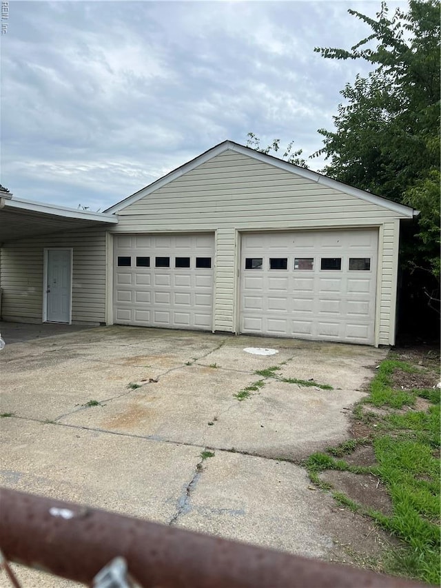 2453 Malden Ave, Norfolk, VA 23518 - view of garage