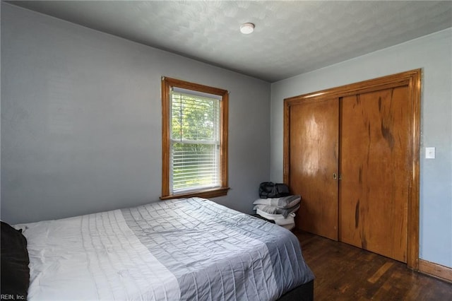 2220 Rodgers St, Chesapeake, VA 23324 - bedroom featuring wood finished floors and a closet