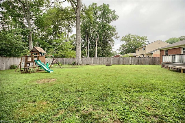 845 Cascade Dr, Newport News, VA 23608 - fenced backyard featuring a playground