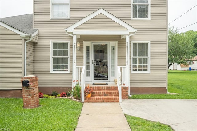 3318 Loam St, Norfolk, VA 23518 - entrance to property featuring a lawn