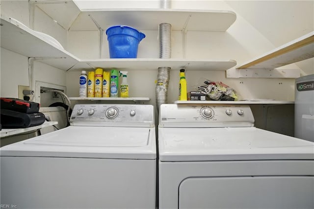1733 Olde Buckingham Rd, Hampton, VA 23669 - washroom with washer and clothes dryer