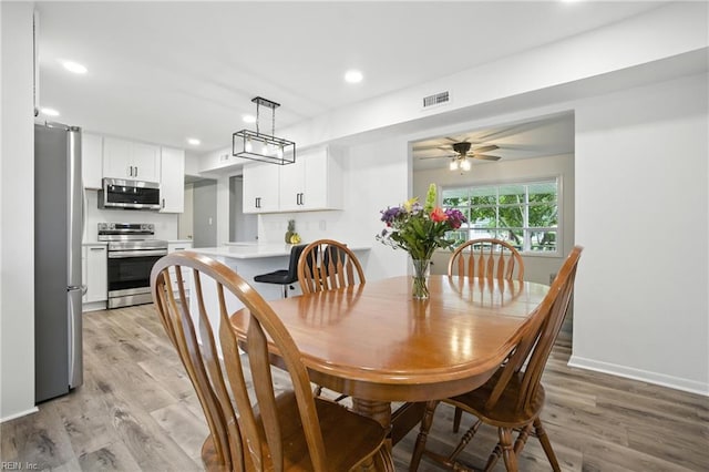 608 Woodbine Ln, Virginia Beach, VA 23452 - dining room featuring light wood-type flooring, recessed lighting, and ceiling fan