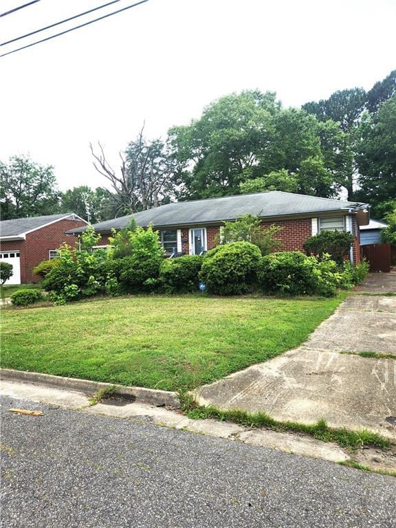219 Cellardoor Ct, Hampton, VA 23666 - ranch-style home with brick siding and a front lawn