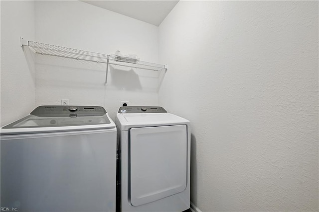 3005 Overbrook Ave, Norfolk, VA 23513 - laundry area featuring separate washer and dryer