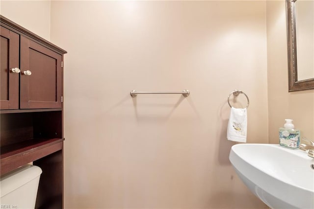 1718 Fontainebleau Cres, Norfolk, VA 23509 - bathroom featuring toilet and a sink