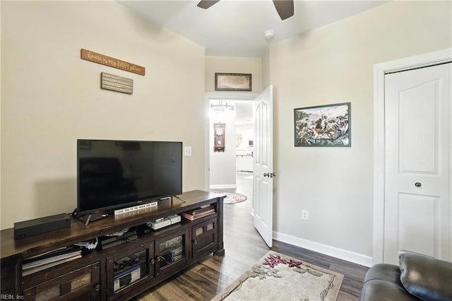 609 Trumpet Ct, Chesapeake, VA 23323 - living room featuring ceiling fan and dark wood-type flooring