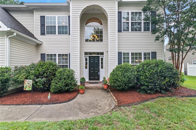 308 Queen Ct, Smithfield, VA 23430 - view of front facade