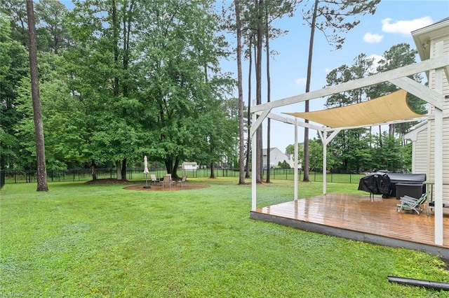 308 Queen Ct, Smithfield, VA 23430 - fenced backyard with a deck and a pergola