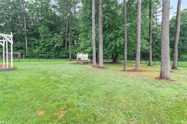 308 Queen Ct, Smithfield, VA 23430 - view of yard