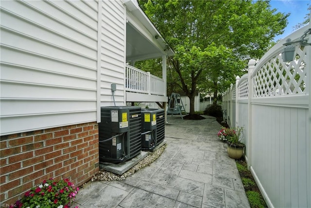 3644 Brannon Dr, Virginia Beach, VA 23456 - view of patio / terrace with a storage shed