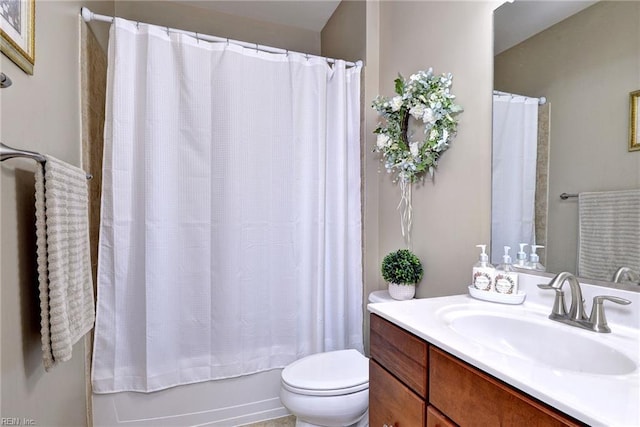 6355 Cordelia Rd, Williamsburg, VA 23188 - full bathroom featuring vanity and shower / tub combo