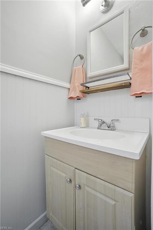 1505 Hawthorne Dr, Chesapeake, VA 23325 - bathroom featuring vanity