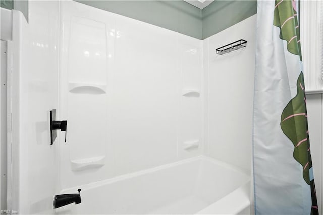 1505 Hawthorne Dr, Chesapeake, VA 23325 - bathroom with shower / bath combo