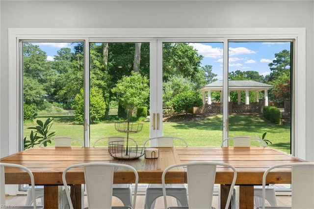 6070 Newport Pt, Norfolk, VA 23505 - view of entryway
