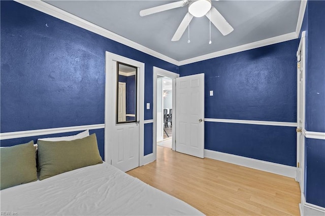 2320 Early St, Norfolk, VA 23513 - bedroom with wood finished floors, ornamental molding, and a ceiling fan