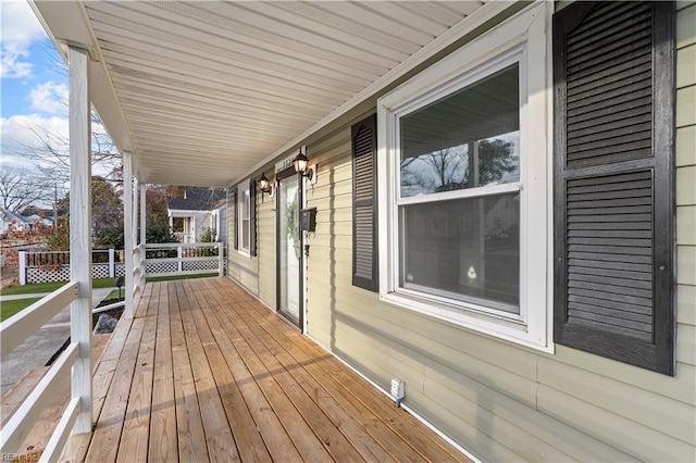 2320 Early St, Norfolk, VA 23513 - view of wooden porch
