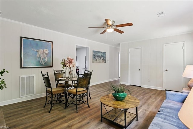 433 Queens Creek Rd, Williamsburg, VA 23185 - living area featuring a ceiling fan, wood finished floors, and ornamental molding