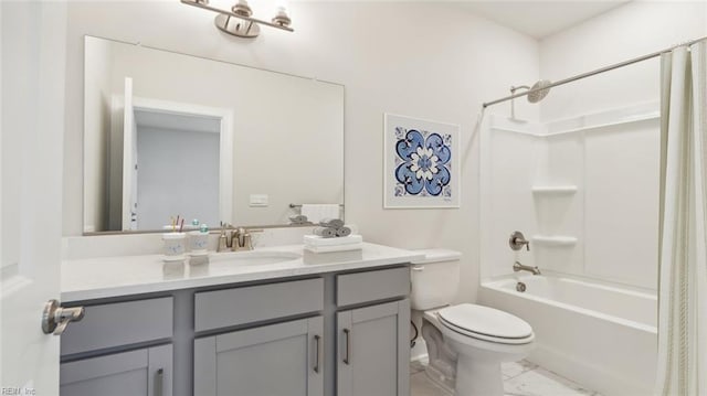 2017 Munro Ln, Chesapeake, VA 23322 - full bath with vanity and shower / tub combo with curtain