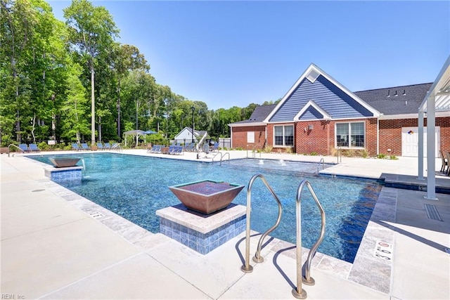 134 Fishermans Way, Poquoson, VA 23662 - community pool with a patio