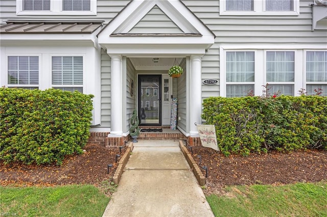 6729 Hampton Roads Pkwy Unit D, Suffolk, VA 23435 - doorway to property featuring a standing seam roof and a metal roof