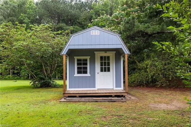 11855 Harcum Rd, Gloucester, VA 23061 - view of outbuilding featuring a wooded view