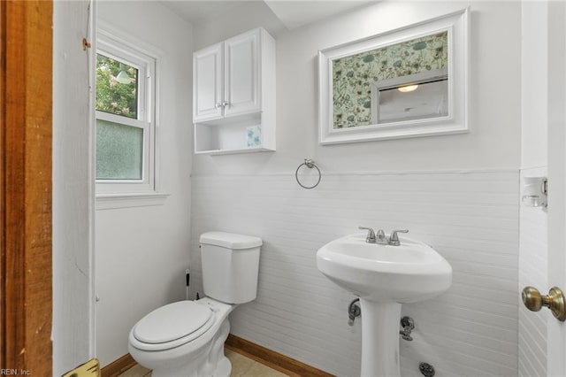 3419 Filly Run, Chesapeake, VA 23323 - half bathroom with a wainscoted wall