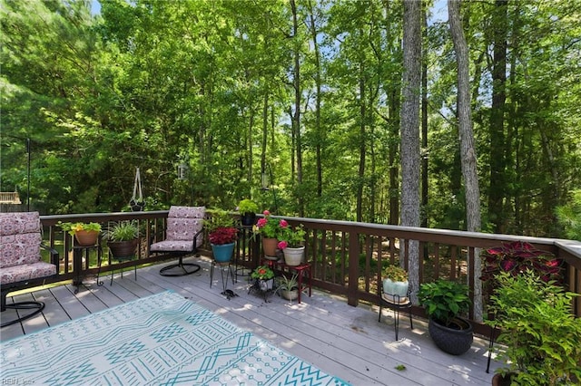 2152 Benomi Dr, Williamsburg, VA 23185 - view of wooden deck